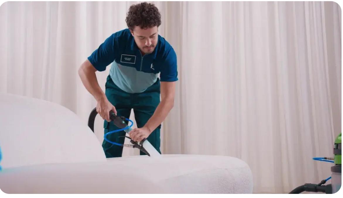 Limpeza de estofado, sujeira, encardido, mancha, caiu café, sujou